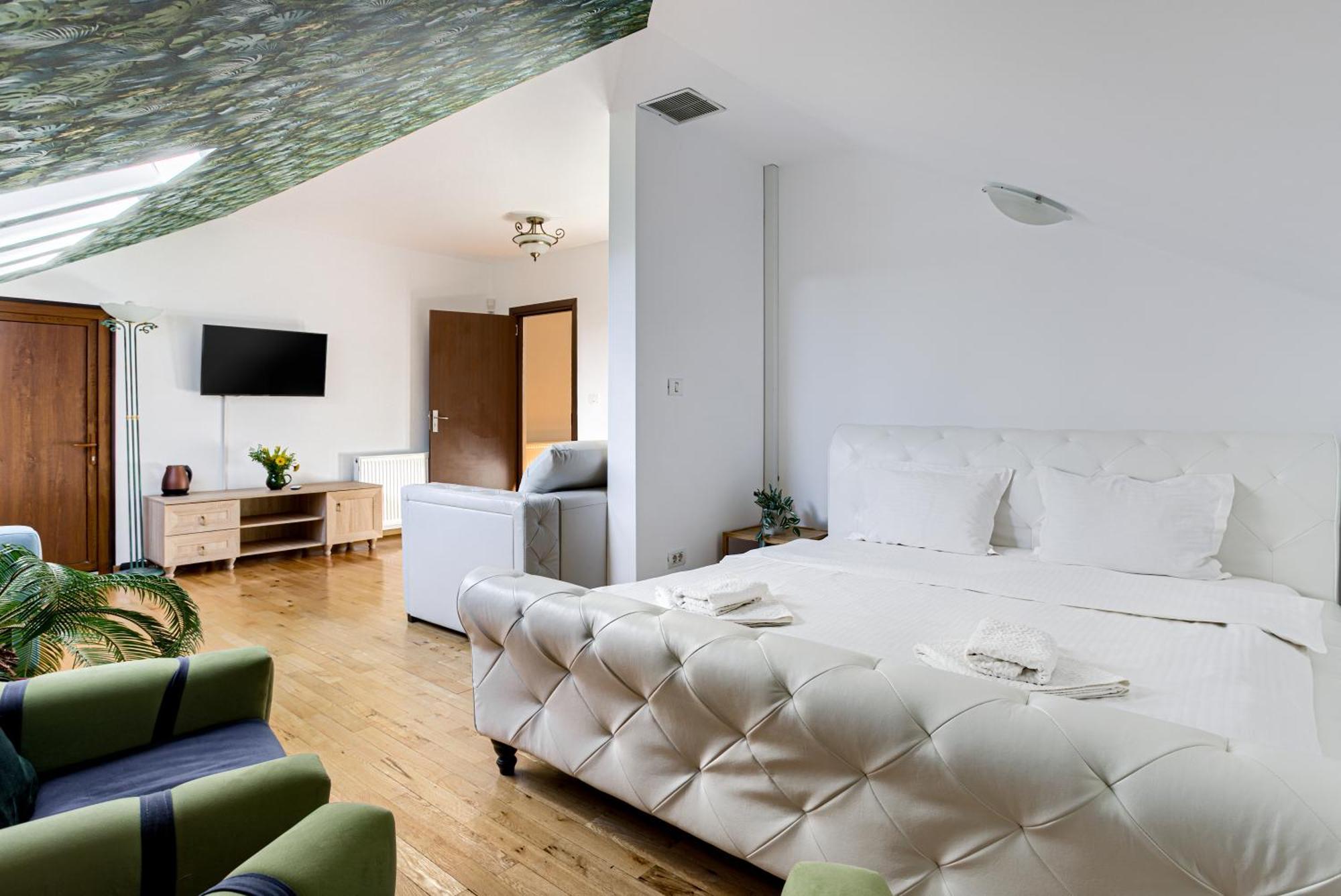 Aparthotel La Conac Arad Exteriér fotografie